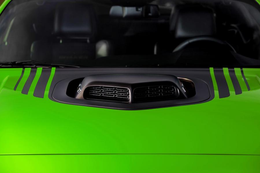  Dodge Challenger R/T Shaker 2015 года  (фото 18 из 54)